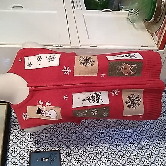 Crystal Kobe pm ugly Christmas sweater cardigan vest - Picture 1 of 4